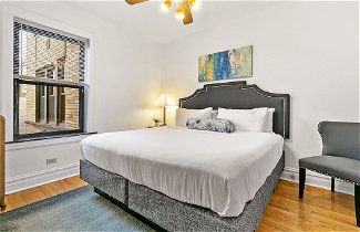 Photo 2 - Welcoming & Trendy 1BR Apt in Larchmont