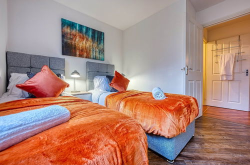 Foto 11 - Blue Cedar 2 Bed & 2 Bath Apartment