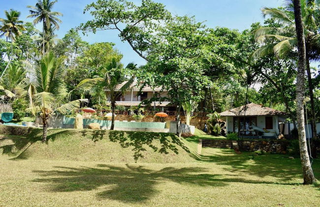 A Sophisticated Spacious Beach Villa With 20 Meter Water Slide - Foto 34