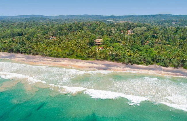 A Sophisticated Spacious Beach Villa With 20 Meter Water Slide - Foto 36