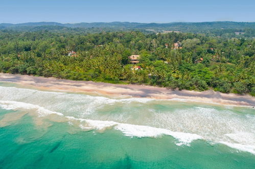 Photo 36 - A Sophisticated Spacious Beach Villa With 20 Meter Water Slide