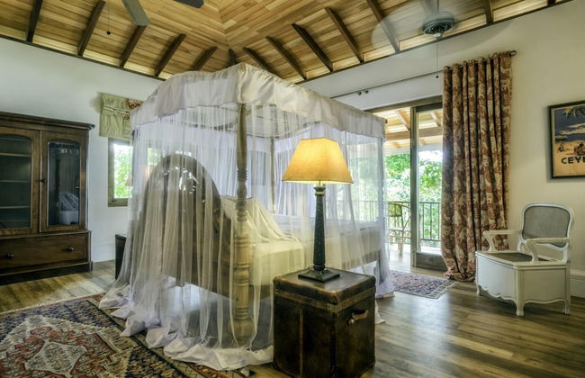 A Sophisticated Spacious Beach Villa With 20 Meter Water Slide - Foto 16