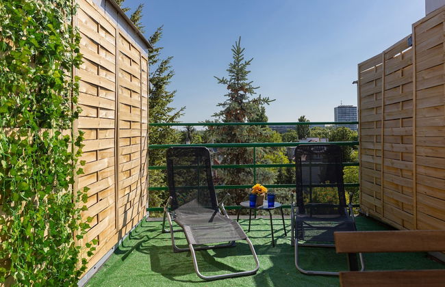 Warsaw Mickiewicza Apartment by Renters - Photo 47