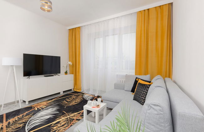 Warsaw Mickiewicza Apartment by Renters - Photo 24