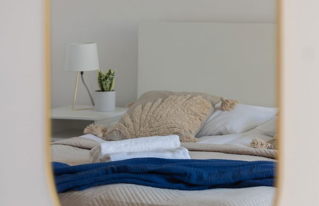 Warsaw Mickiewicza Apartment by Renters - Photo 13