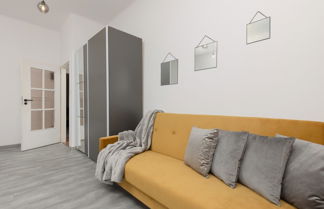 Photo 2 - Warsaw Mickiewicza Apartment by Renters