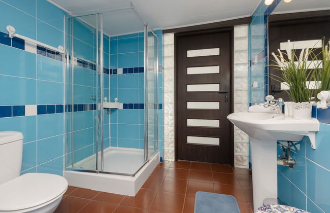 Warsaw Mickiewicza Apartment by Renters - Photo 39