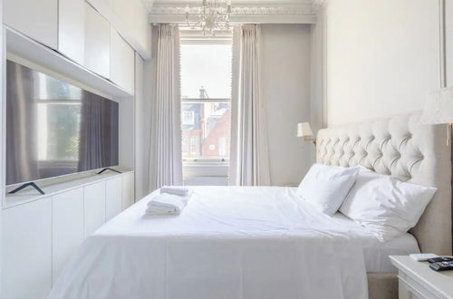 Foto 11 - Luxurious & Stylish 2BD Flat - South Kensington