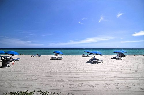 Foto 7 - Marco Polo Beach Resort Studio w/ Ocean Views