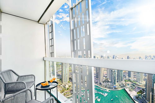 Photo 1 - LUX Cayan Superior Suite 4 Dubai Marina