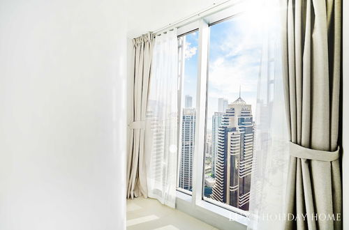 Photo 23 - LUX Cayan Superior Suite 4 Dubai Marina