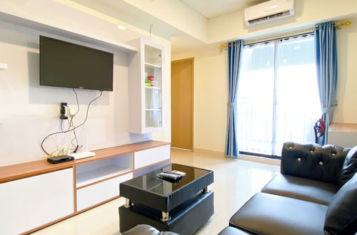 Photo 13 - Spacious And Comfy 2Br With Extra Room At Meikarta Apartment