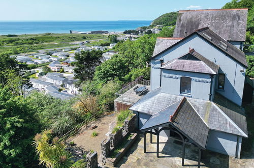 Photo 1 - Pendine Manor - 9 Bedroom Manor House - Pendine