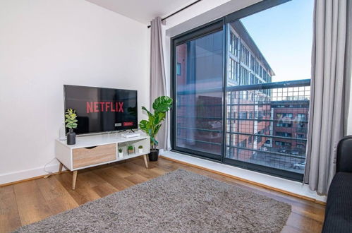 Photo 1 - Stunning 2-bed Apartment in Birmingham