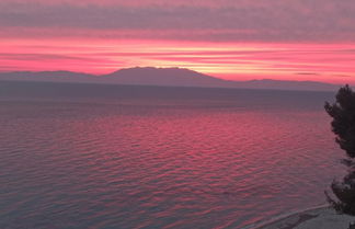 Photo 2 - G J on the Sea Cozy Apartment - Siviri Halkidiki