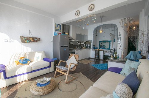 Photo 12 - G J on the Sea Cozy Apartment - Siviri Halkidiki