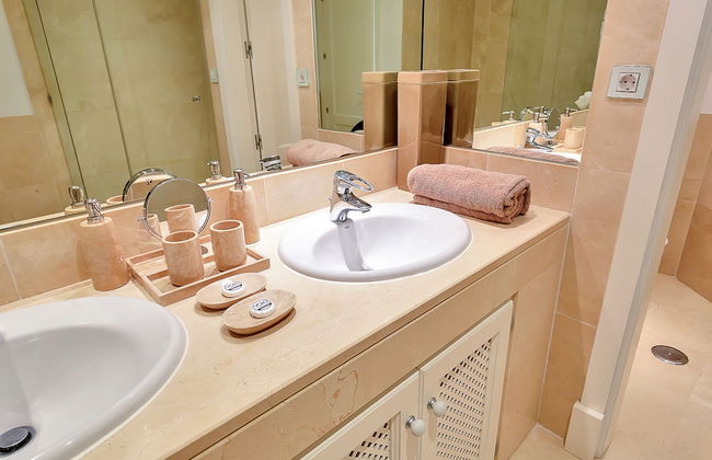 YOLO Spaces - Sotogrande Marina Luxury Apartment - Foto 38