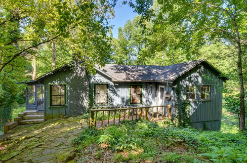 Photo 5 - Sunset Rental Cottage Near Table Rock State Park