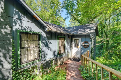 Photo 11 - Sunset Rental Cottage Near Table Rock State Park