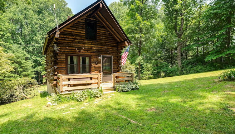 Foto 1 - Secluded Meadows of Dan Cabin w/ Fire Pit