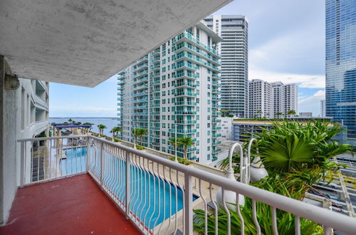 Foto 17 - Amazing Condo with Pool & Ocean Views