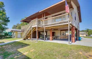 Photo 2 - Waterfront Florida Home Rental w/ Hot Tub & Grill