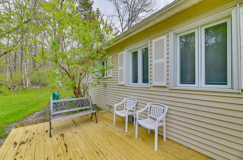 Photo 17 - Charming Canandaigua Lake House w/ Deck & Views