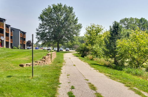 Photo 5 - Cozy Iowa City Home ~ 2 Mi to Kinnick Stadium