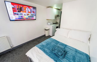 Photo 1 - Beautiful 1-bed Studio in Birmingham