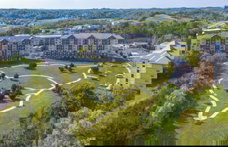 Photo 2 - Mountain View Resort