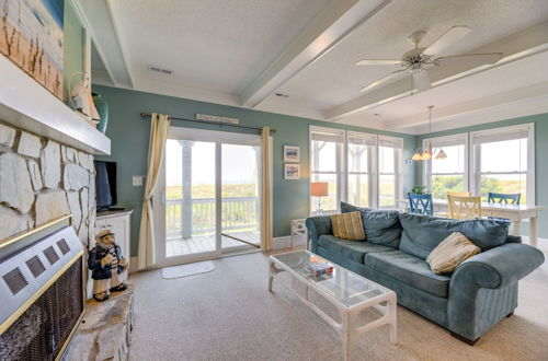 Foto 9 - Ocean Front Emerald Isle Vacation Rental Property