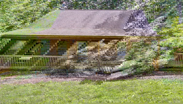Foto 1 - Cozy Bainbridge Retreat w/ Fireplace + Deck