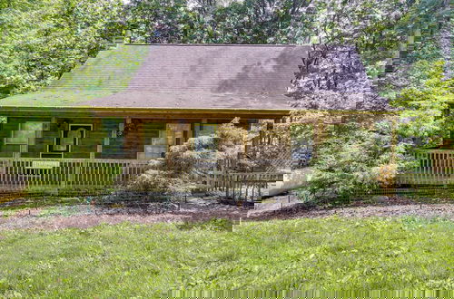 Foto 1 - Cozy Bainbridge Retreat w/ Fireplace + Deck