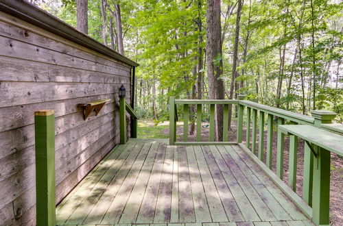 Photo 4 - Cozy Bainbridge Retreat w/ Fireplace + Deck