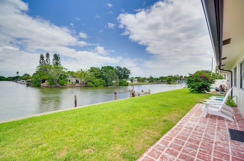 Photo 4 - Cocoa Beach House on Banana River: Walk to Ocean