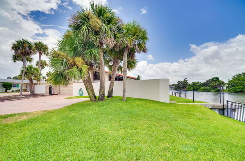 Photo 17 - Cocoa Beach House on Banana River: Walk to Ocean