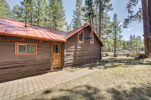 Foto 13 - Remote Escape: Klamath Falls Cabin By Lake & Hikes