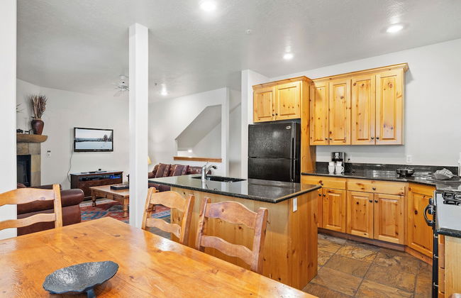Bear Hollow Village by All Seasons Resort Lodging - Foto 53