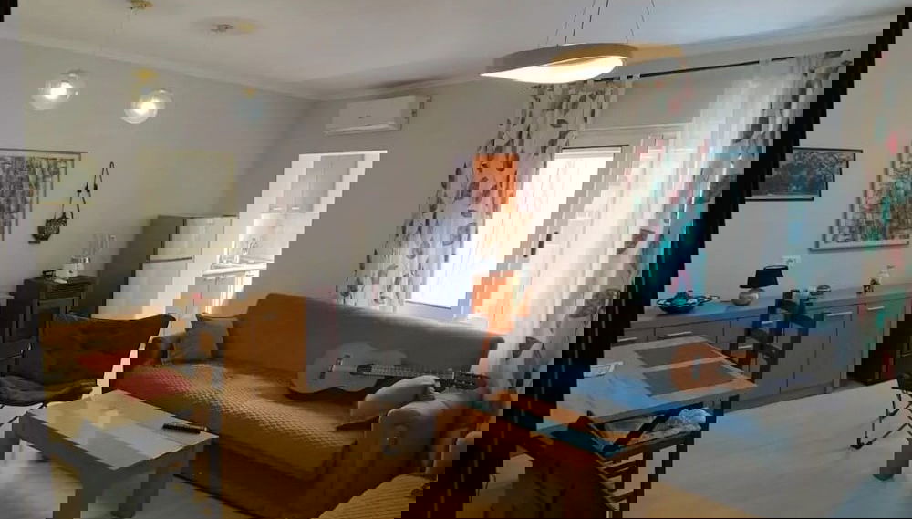 Primary image