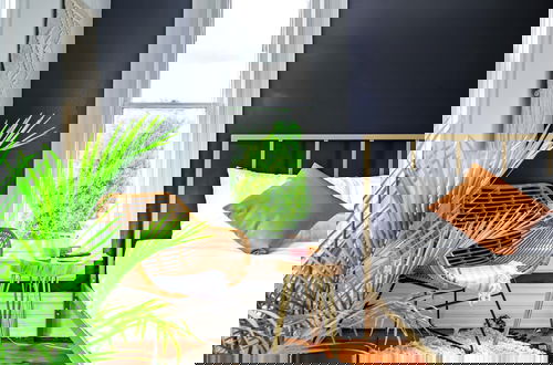 Photo 14 - Jungle Fever