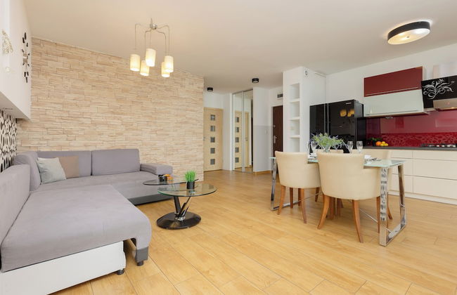 Spacious Targowek Apartment by Renters - Foto 26