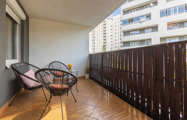 Spacious Targowek Apartment by Renters - Foto 30
