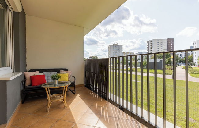 Spacious Targowek Apartment by Renters - Foto 29