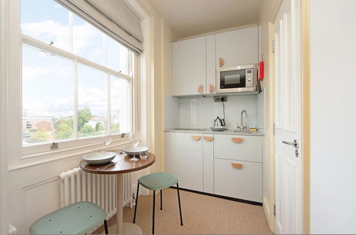 Photo 12 - Spacious Studio Near Wonderful Primrose Hill