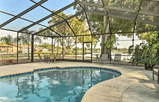 Foto 1 - Waterfront Tampa Home w/ Pool, Lanai, & Dock