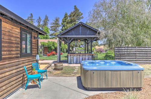 Photo 25 - Stunning Wine Country Gem With Hot Tub + Patio
