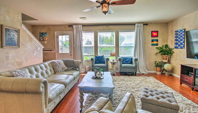 Photo 1 - Eclectic Katy Home w/ Yard & Community Pool