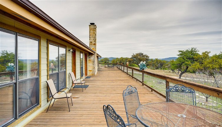 Foto 1 - Secluded Texas Hill Country Vacation Rental - Deck
