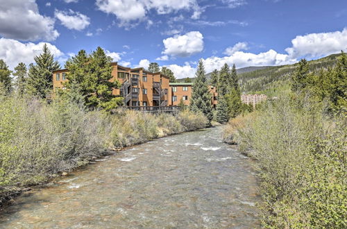 Foto 3 - Keystone Condo w/ River Views: Walk to Ski Lifts