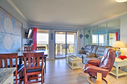 Photo 32 - Direct Oceanfront Condo w/ Resort Amenities & View